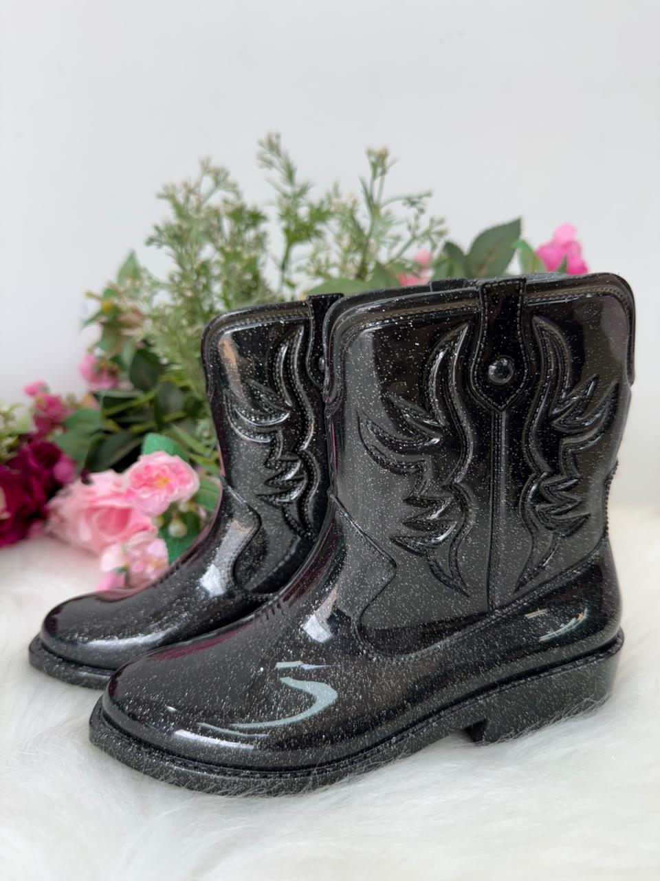 Bota StarPink Clarice Preta - Qualidade e Cuidado para os Pequenos | Bebeloo Kids