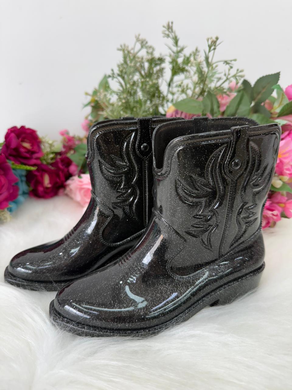 Bota StarPink Clarice Preta - Qualidade e Cuidado para os Pequenos | Bebeloo Kids