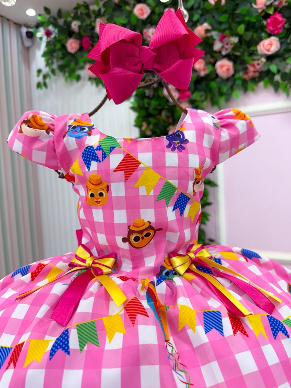 Vestido Junino Temáticos Kids Luxo Bolo Fofo Rosa - Leveza e Elegância para Meninas | Bebeloo Kids