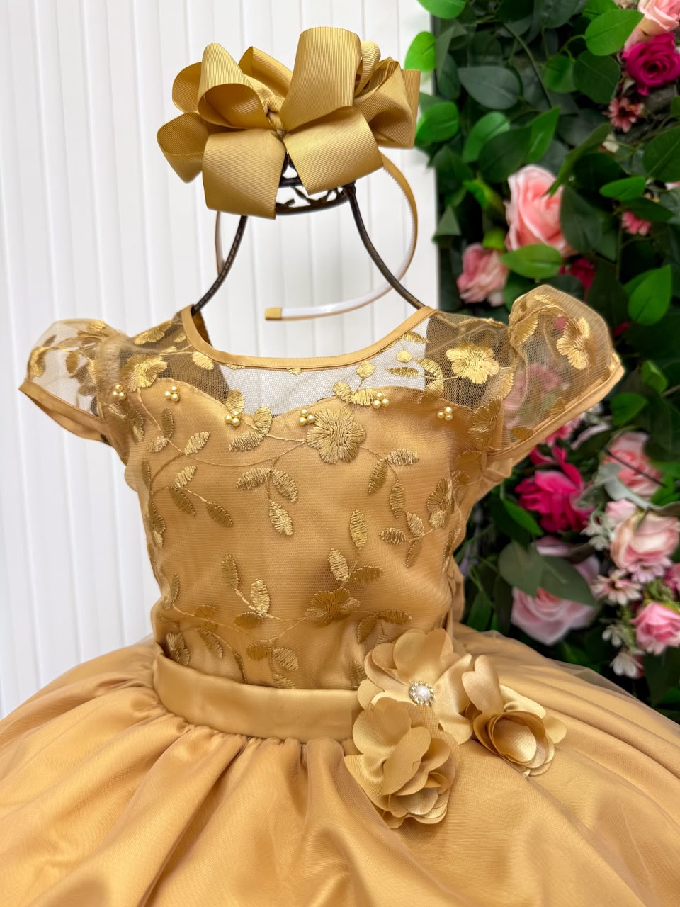 Vestido Mini Miss Longo Carol Dourado (VESTMNMLCCDOU)