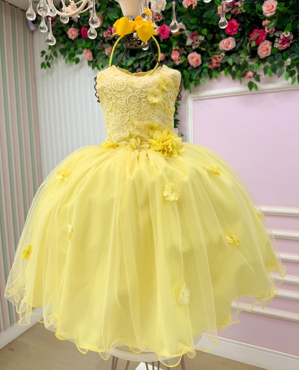 Vestido Juvenil Vila Lele Regata Flores Amarelo (VESTJVNLRGTFRLAMRL)