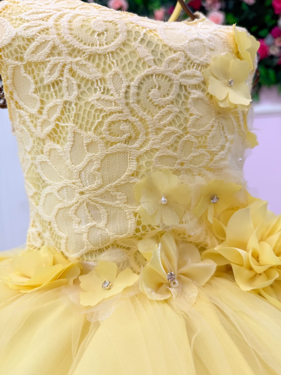 Vestido Juvenil Vila Lele Regata Flores Amarelo (VESTJVNLRGTFRLAMRL)