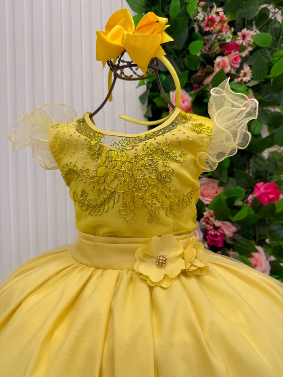 Vestido Mini Miss Longo Suzy Amarelo (VESTMNMISLNGSZAMRL)