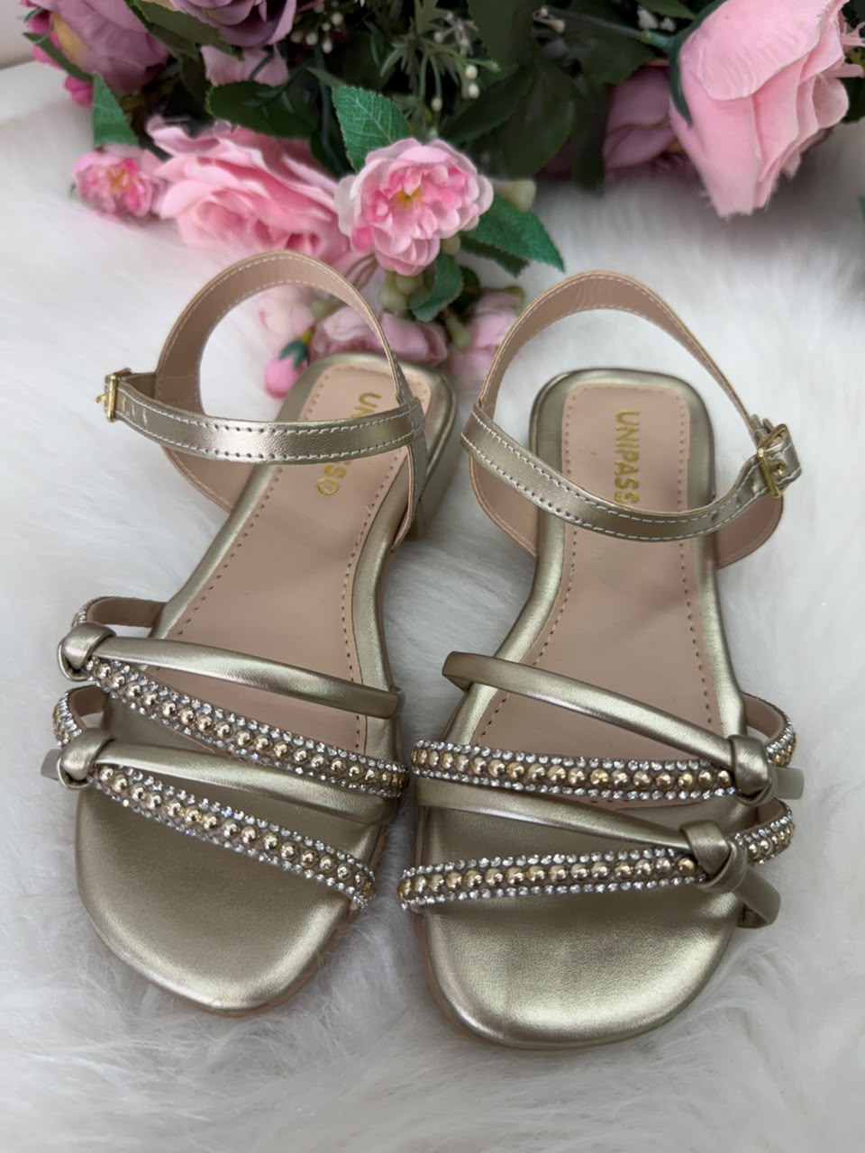 Sandália StarPink Violeta Dourado (SNDALIASRPNVOLTDRD)