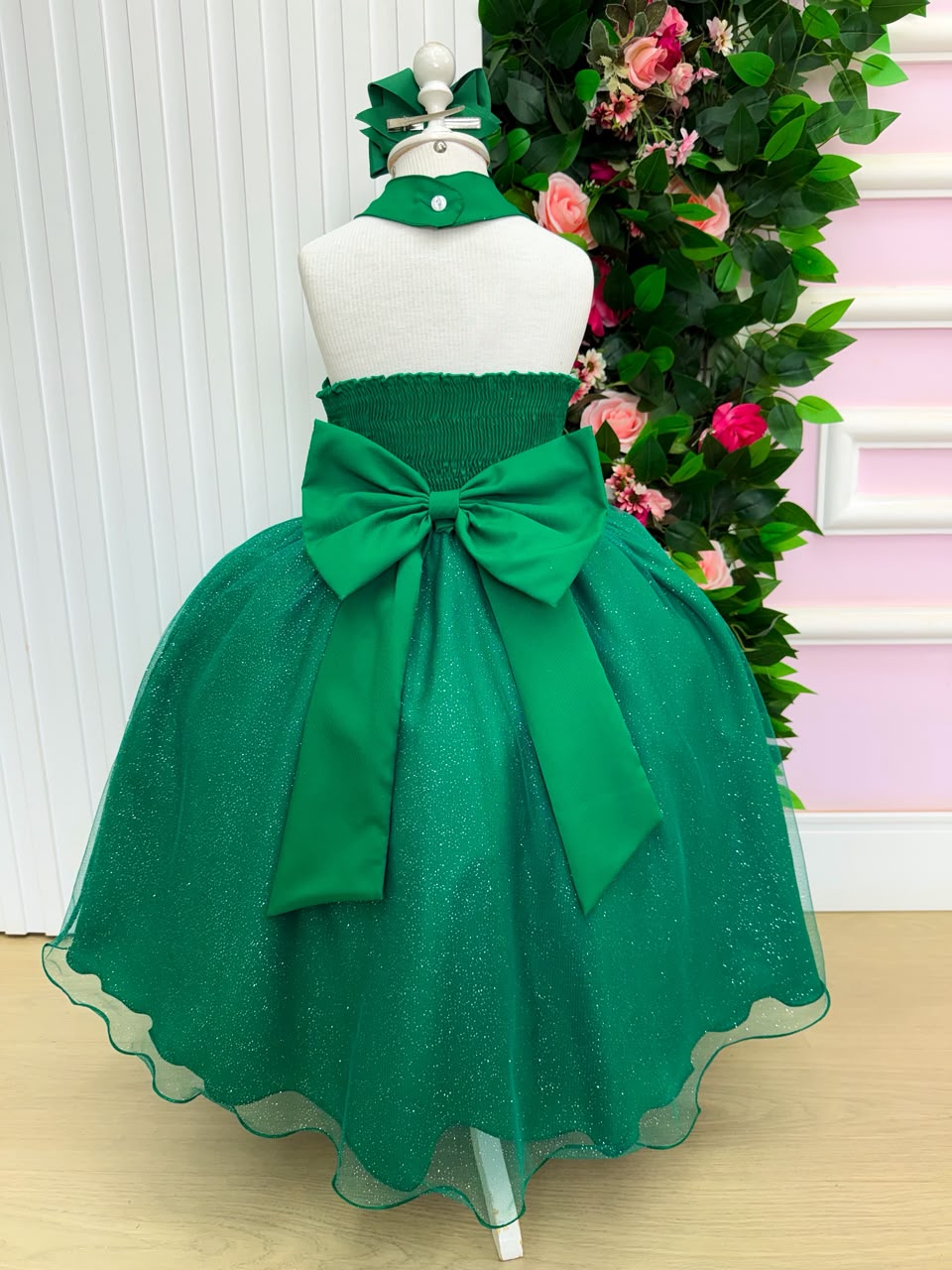 Vestido Banana Club Longo Âmbar Verde Bandeira (VESTBNACLBLNGAMBVRDBND)