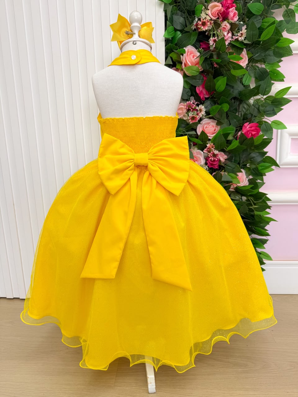 Vestido Banana Club Longo Âmbar Amarelo (VESTBNCLBLNGAMBRAMRL)
